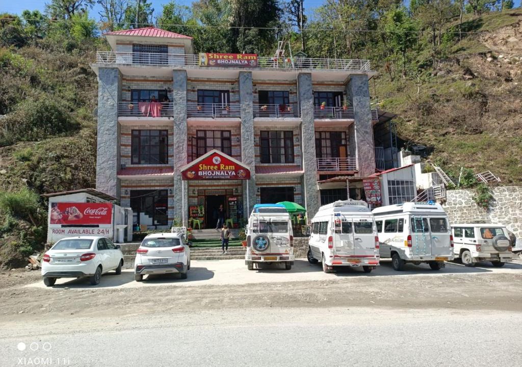 Mandi Hotel | Hotel Shree Ram