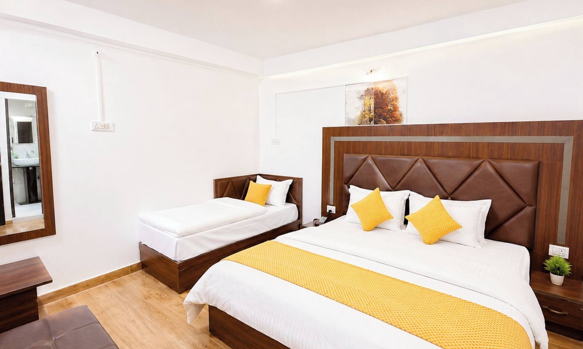 Gangotri Hotel | Hotel Shrigangalok Near Gangotri Temple