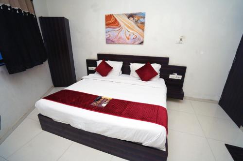 Rajkot Hotel | Hotel SK Rajkot