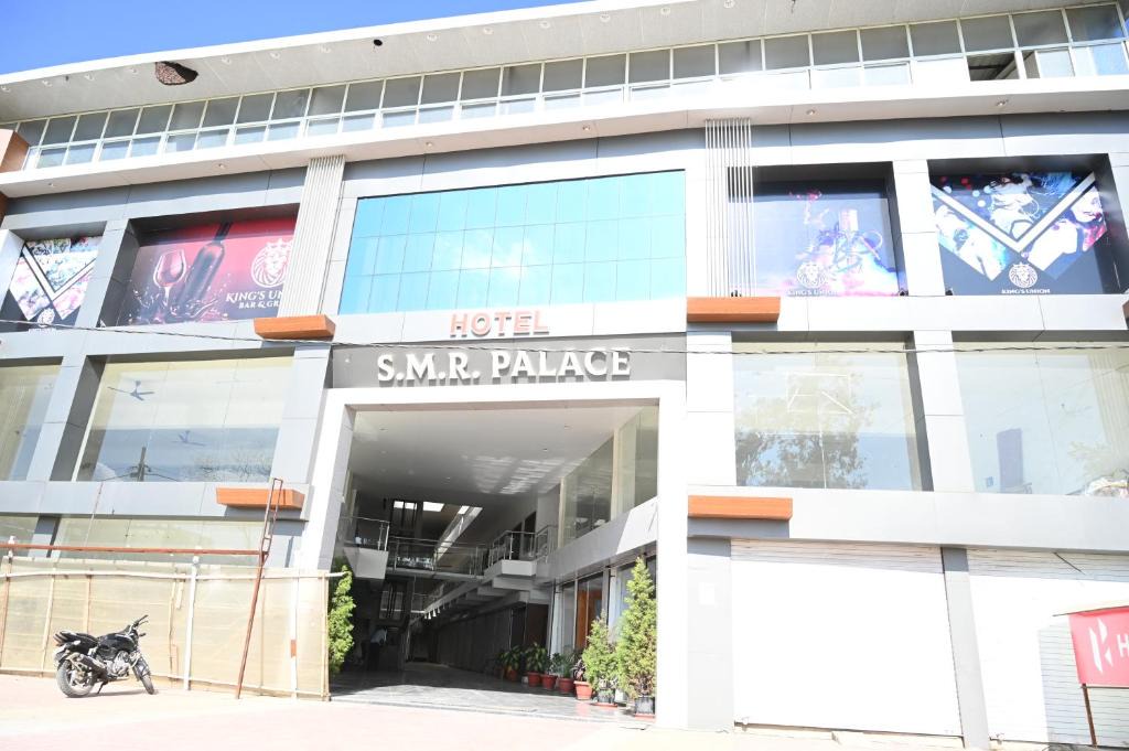 Bhopal Hotel | HOTEL SMR Palace