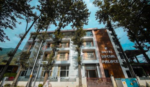 Dunda Hotel | Hotel Social Palace, Uttarkashi