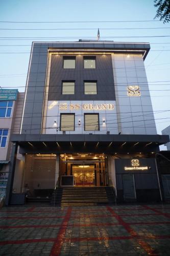 Kalyanpur Hotel | Hotel SS Grand
