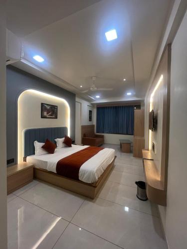 Vadodara Hotel | Hotel Sun Icon