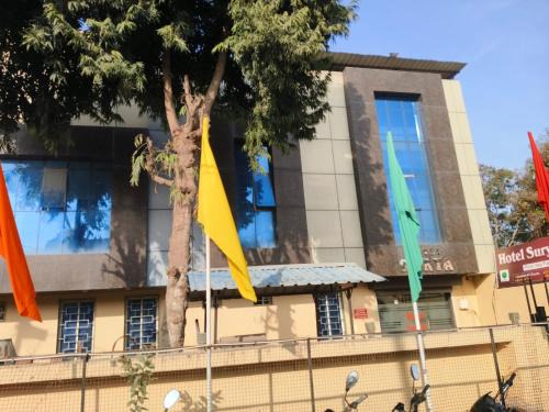Datia Hotel | Hotel Surya
