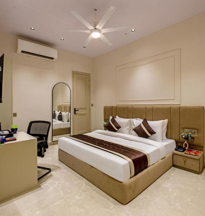 Ghaziabad Hotel | Hotel The Emporio A Elite Near Shaheed Sthal Metro Station