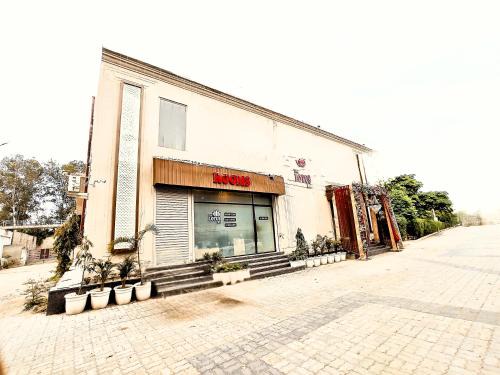 Ludhiana Hotel | HOTEL THE LOTUS INN - Modern Rooms & Banquet By Organica Group