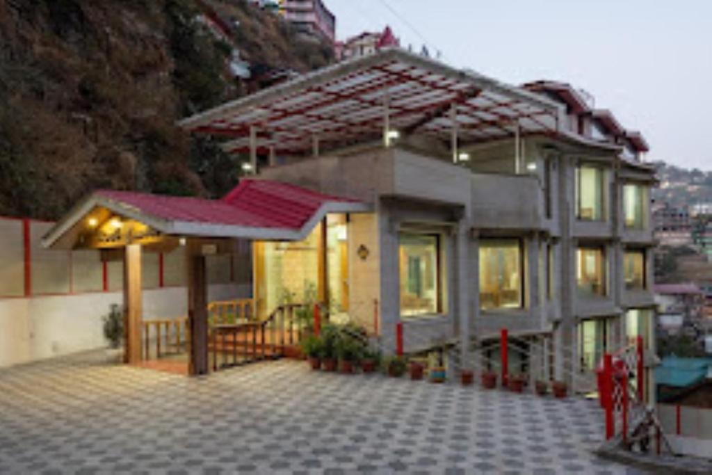 Shimla Hotel | Hotel The Rock Castle Shimla