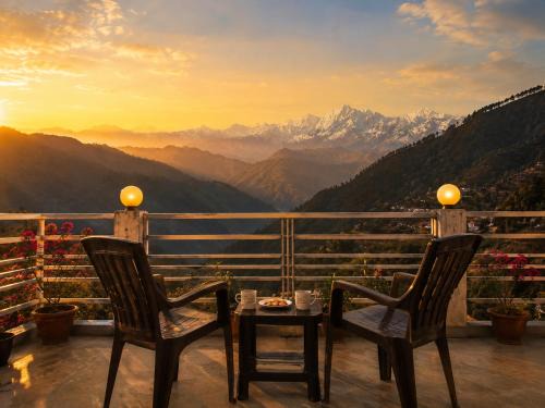 Guptkashi Hotel | Hotel vidya om palace