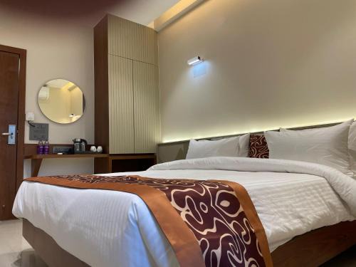 Solapur Hotel | Hotel Vishwaraj Residency