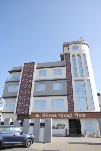 Dwarka Hotel | Hotel Vraj Inn