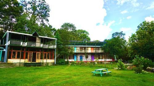 Bhimtal Hotel | Hotel YAN Residency Bhimtal - Nainital