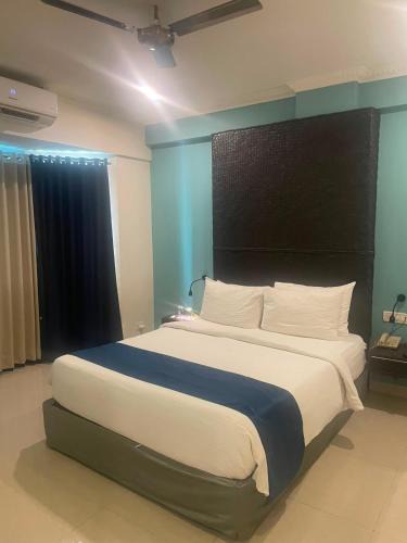 Varanasi Hostel | House Of Ganga - A Ganga View Hotel