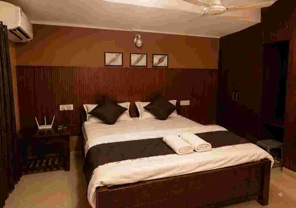 Nedumbassery Apartment | Hovato Brown