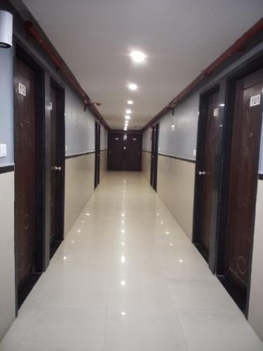 Udhna Hotel | Infinity Rooms D-Mart