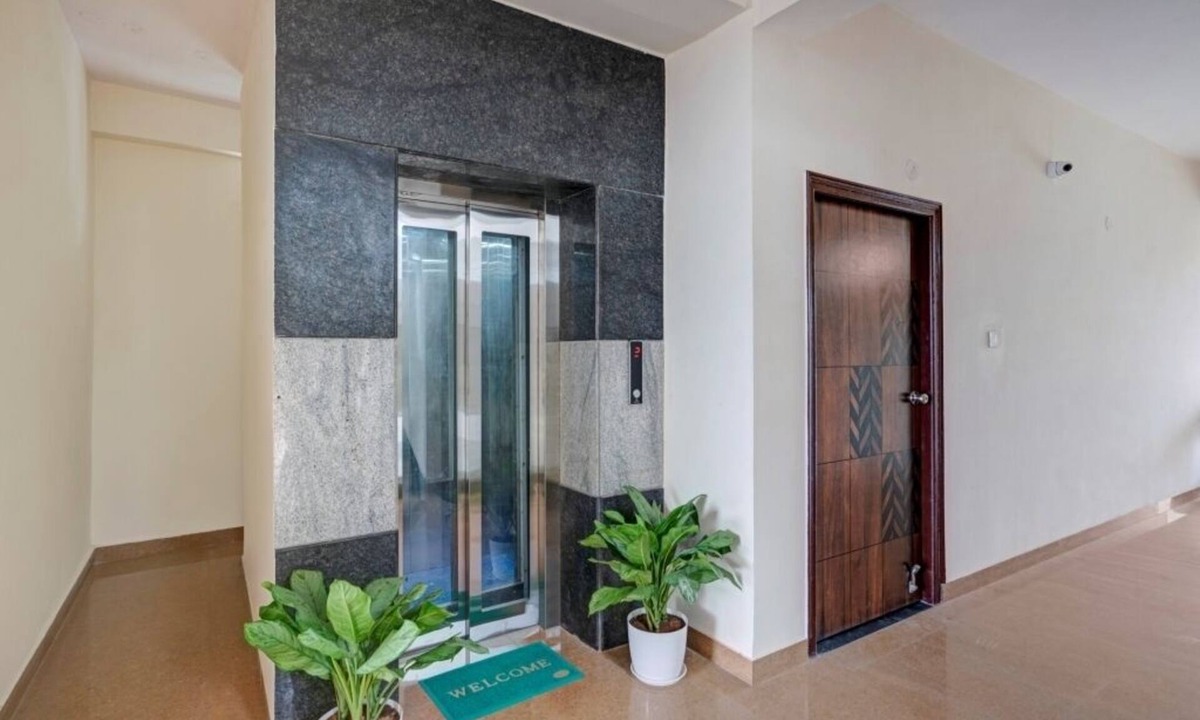 Serilingampally Apartment | iROOMZ Fusion Inn Suites