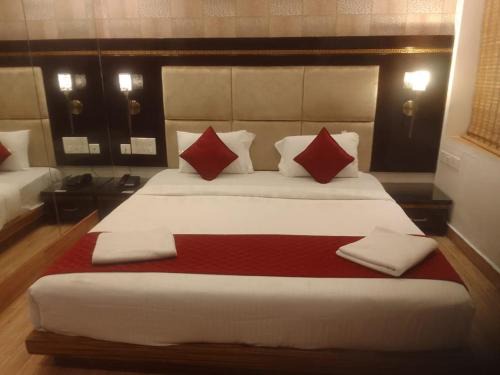 Kumily Hotel | Isha homes