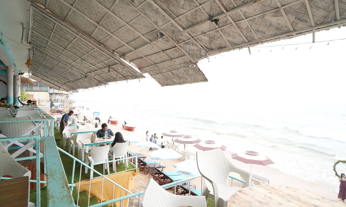 Anjuna Resort | Janet & Johns Beach Resort Since 1989