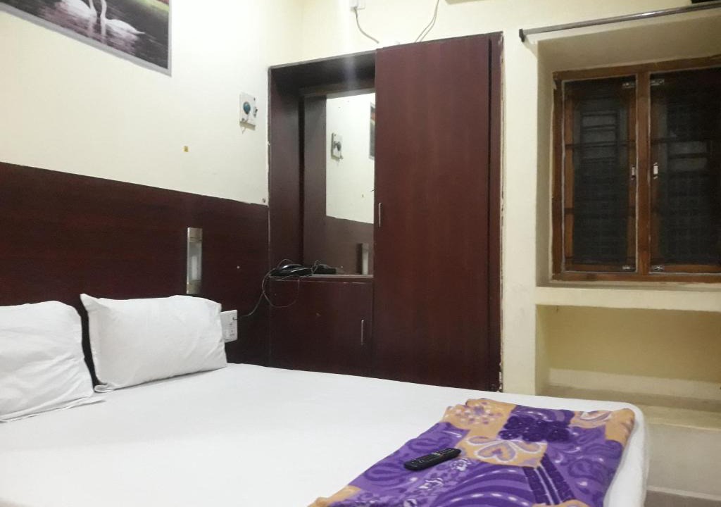 Tirupati Hotel | Jayasyam inn