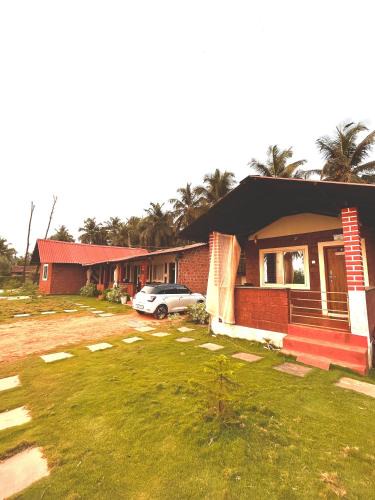 Honavar Cabin | JRN Island Beach Resort