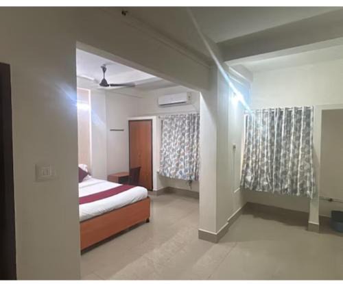 Adyar Hotel | Kankanady residency