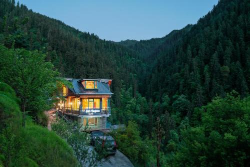 Shoja Hotel | Khwaab Stays
