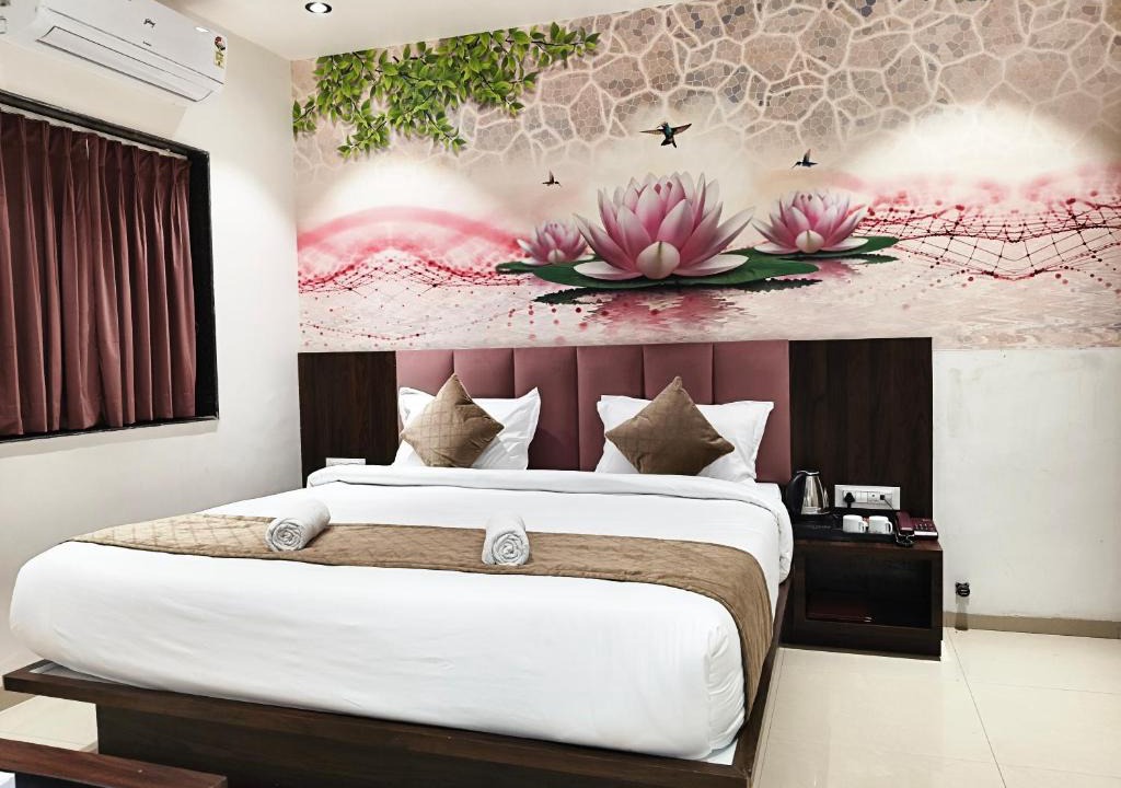 Tuljapur Hotel | Kings Executive and Restaurant