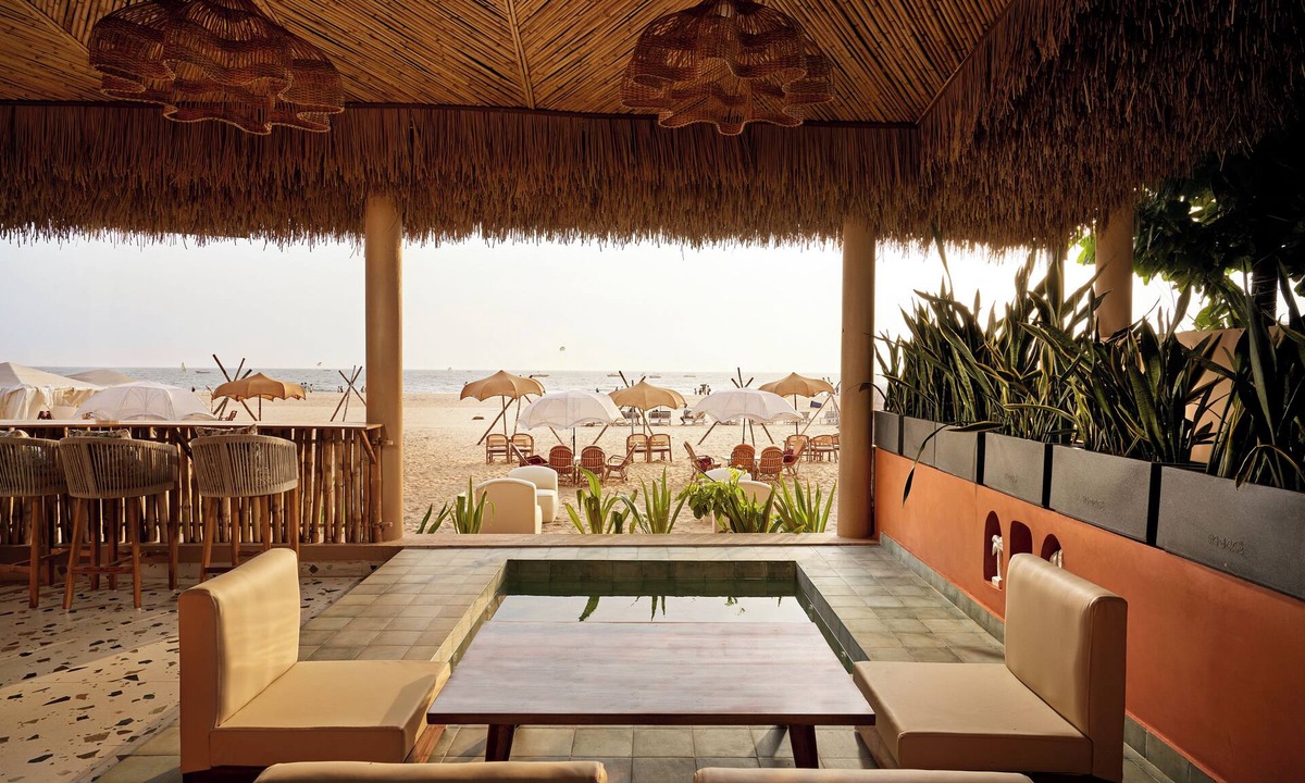 Baga Hotel | Larios Beach Holidays