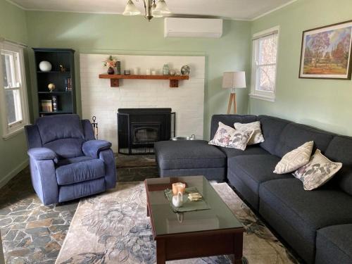 Sofala House | Lavender Cottage