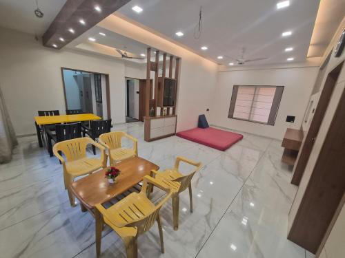 Pandharpur Apartment | Lavish 3Bhk Shantai Apartment for Family