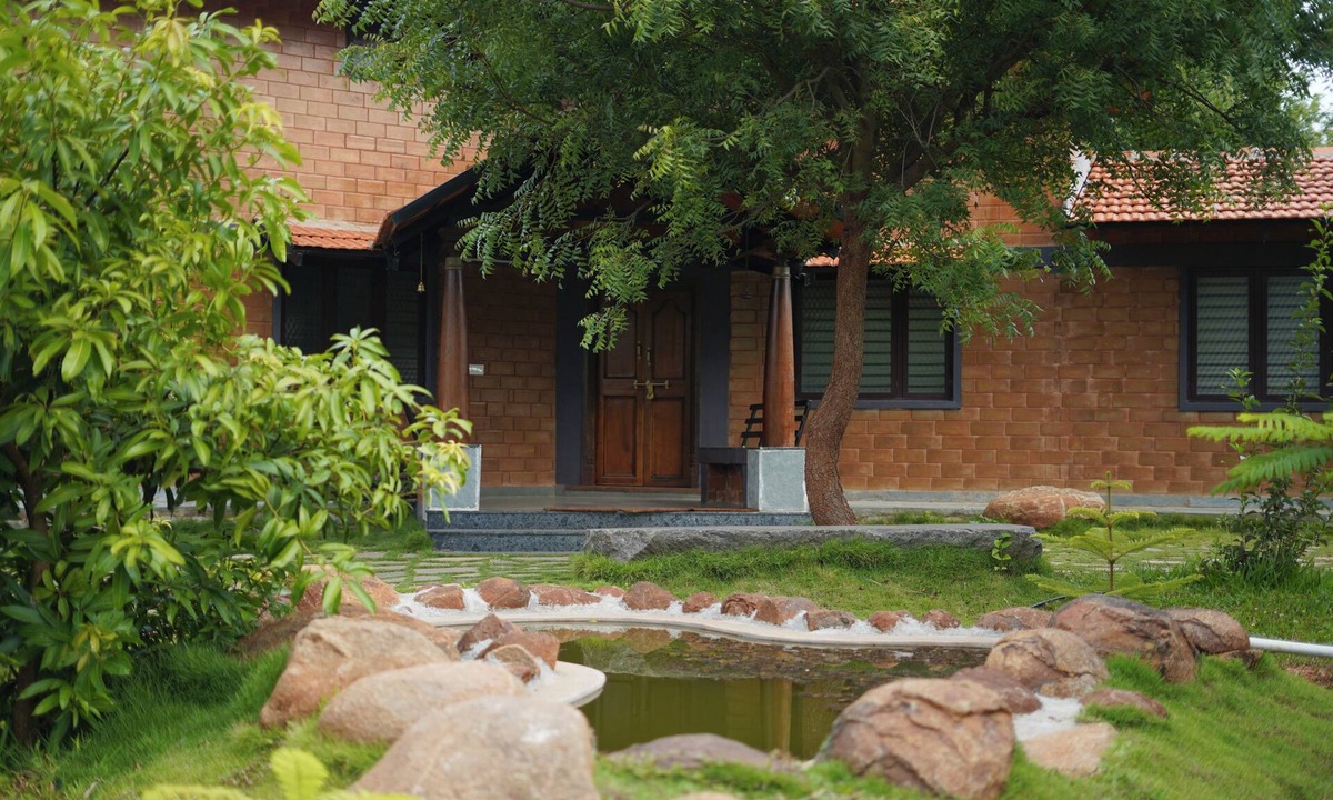 Hosur Hotel | Laze Daze