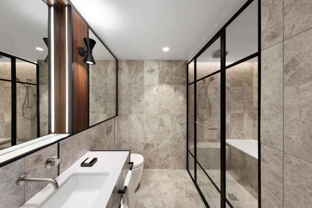 Chinatown Hotel | Le Meridien Melbourne