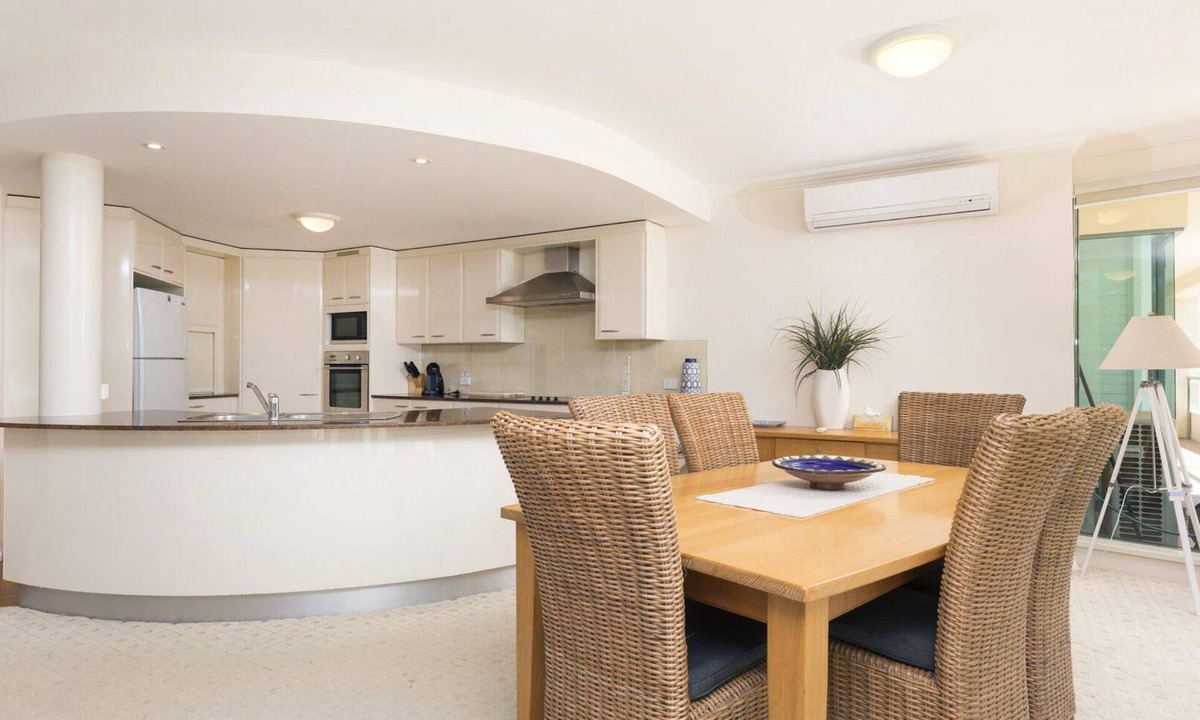 Forster Apartment | Le Point 101 - Walking distance to Main Beach