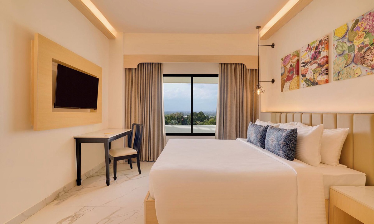 Erode Hotel | Lemon Tree Hotel Erode