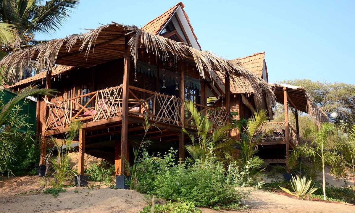 Saunta Vaddo House | Little India Beach Cottages