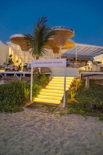 Morjim Hotel | Living Room Beach Resort
