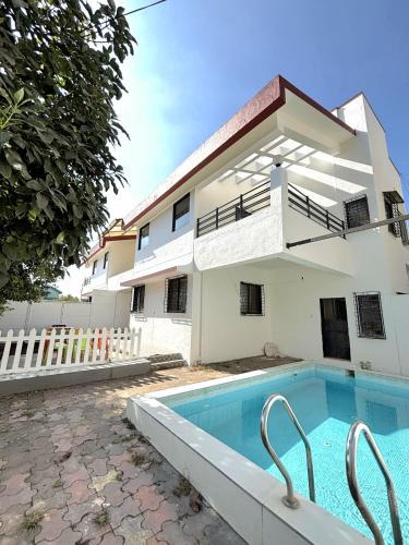 Malavli Villa | ll MOCKTAIL VILLA ll 3BHK ll AC ll PRIVATE POOL ll MALAVALI ll