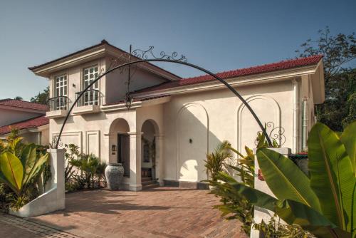 Kudal Villa | LohonoStays Calisto Villa C