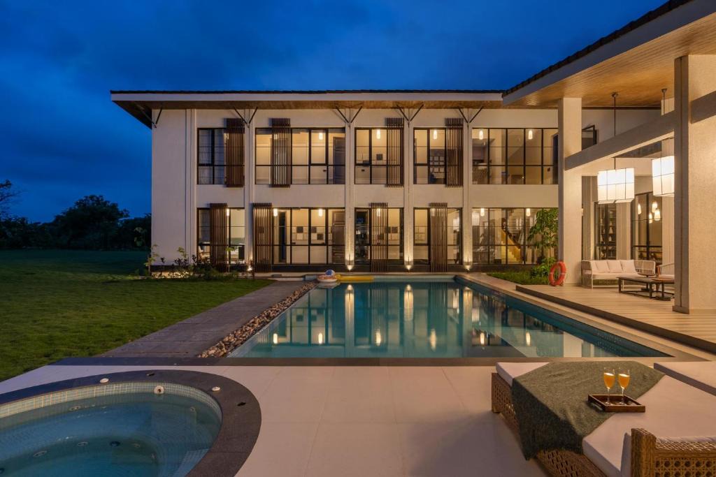 Alibaug Villa | LohonoStays Riyuvann Estate