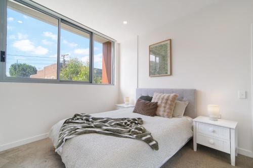 Marrickville Apartment | Lotus Oasis 1BR w Free Parking