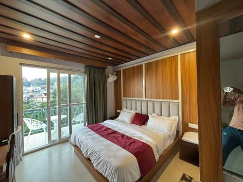 Dharamshala House | Lucky Home Stay, Free WiFi Kitchen Balcony In Dharamshala