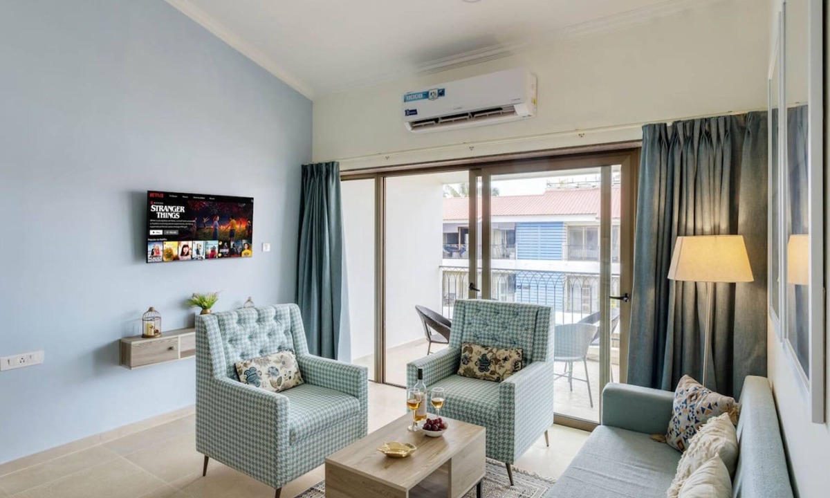 Saunta Vaddo Apartment | Luxe 1bhk w Pool Sauna 1km to the Beach