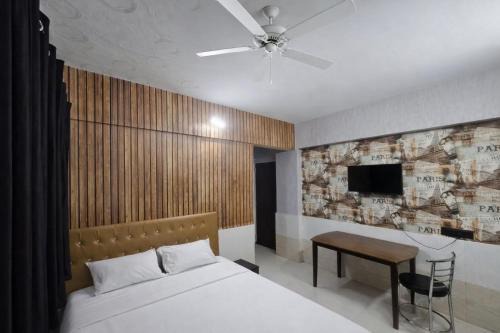 Thane West House | Luxurious Private Room in thane only for Male