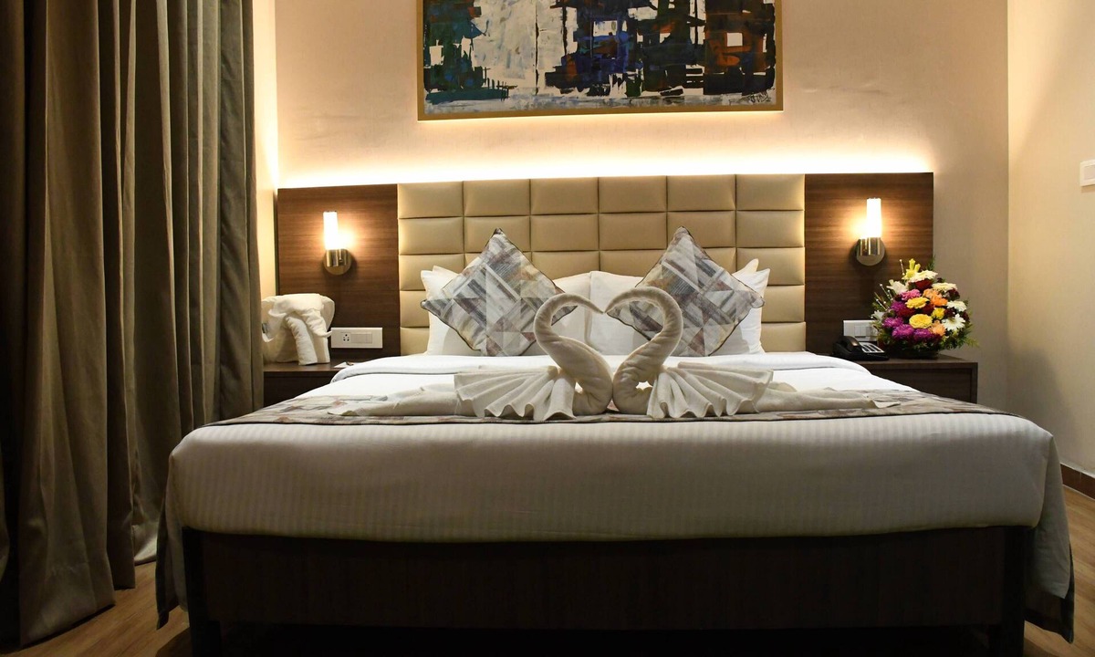 Sector V Hotel | Lynq Aero