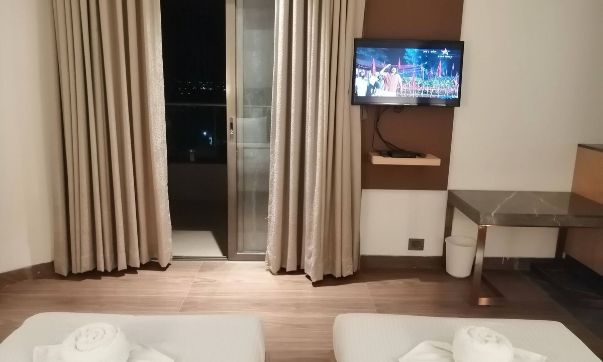 Satara Hotel | Maharaja Regency