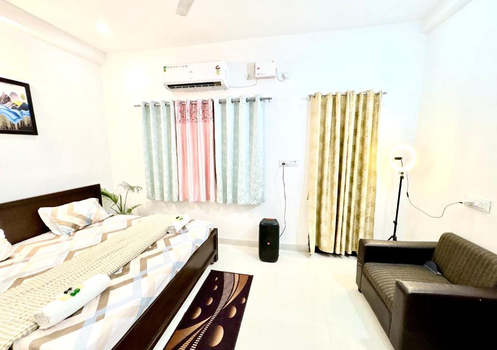 Varanasi Hotel | Majestic Residency