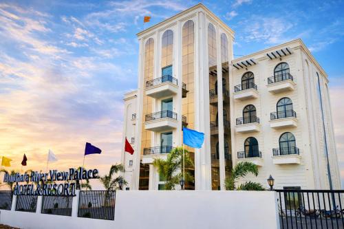 Khandwa Hotel | Mandhata Riverview Palace