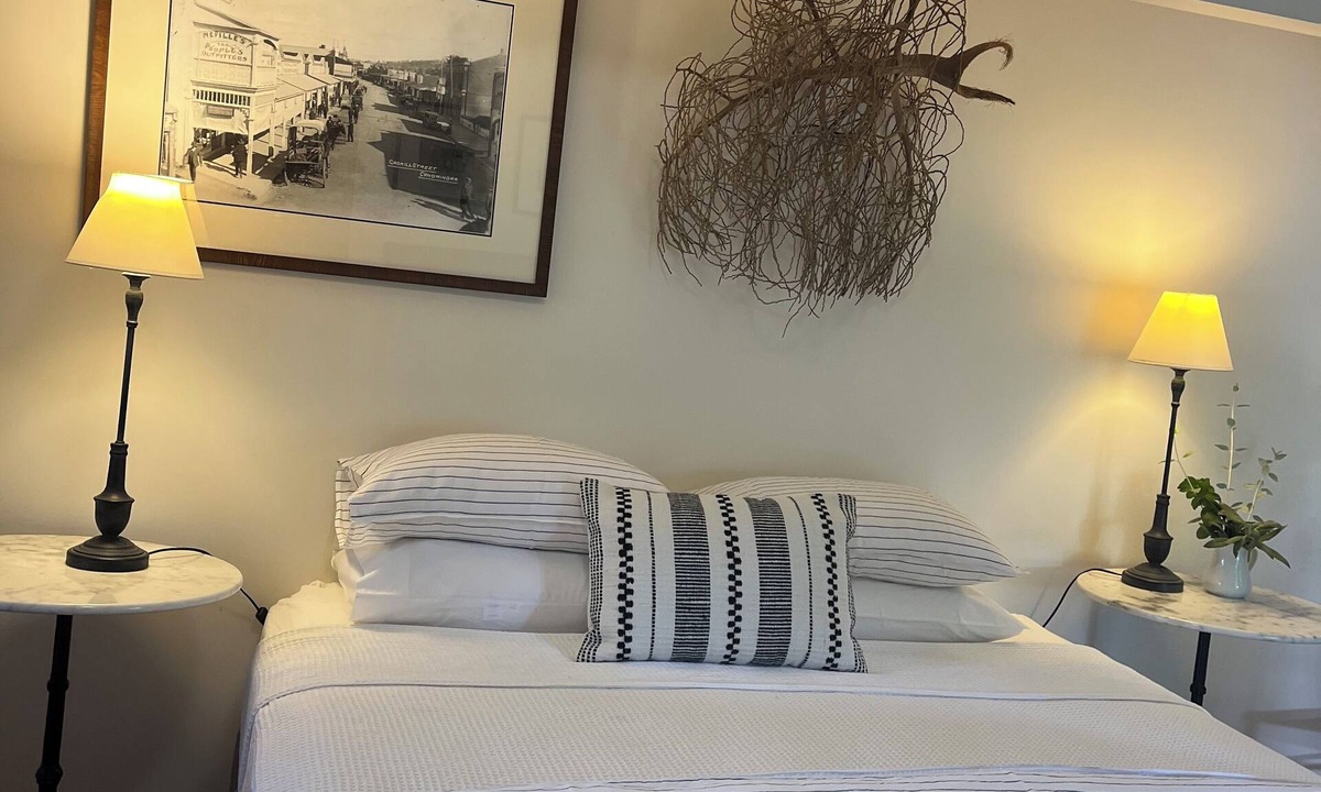 Canowindra Apartment | Marlow House Garden Studio Canowindra