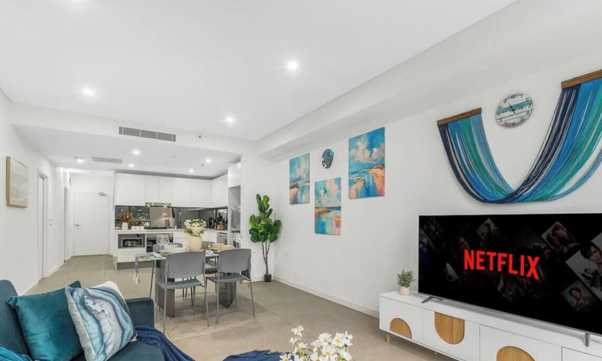 Mascot Apartment | Mascot Airport 2-Bedroom Home with Dual Parking