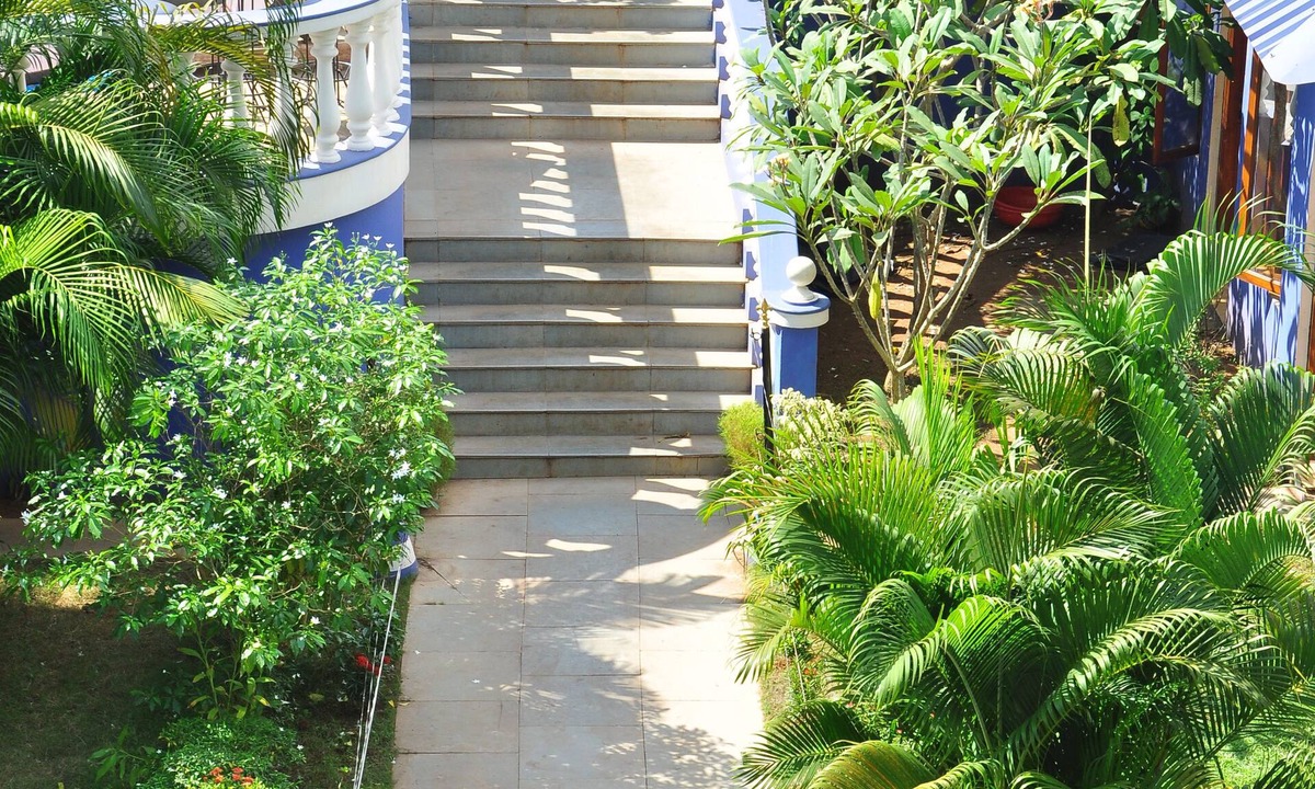Saunta Vaddo Hotel | Mayflower Beach Resort