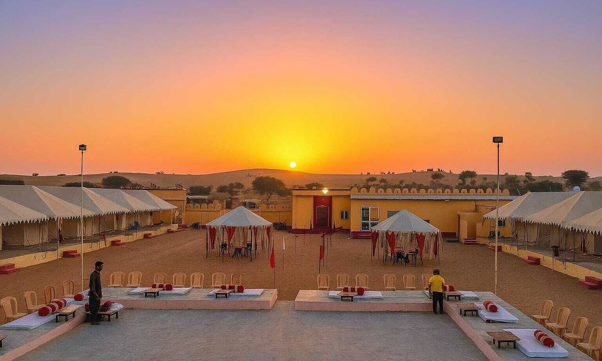 Sam Hotel | Melody Moon Desert Camp